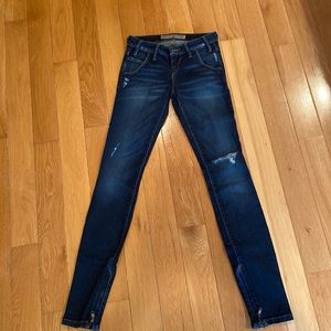 Guess low rise skinny jeans with zipper embellishment